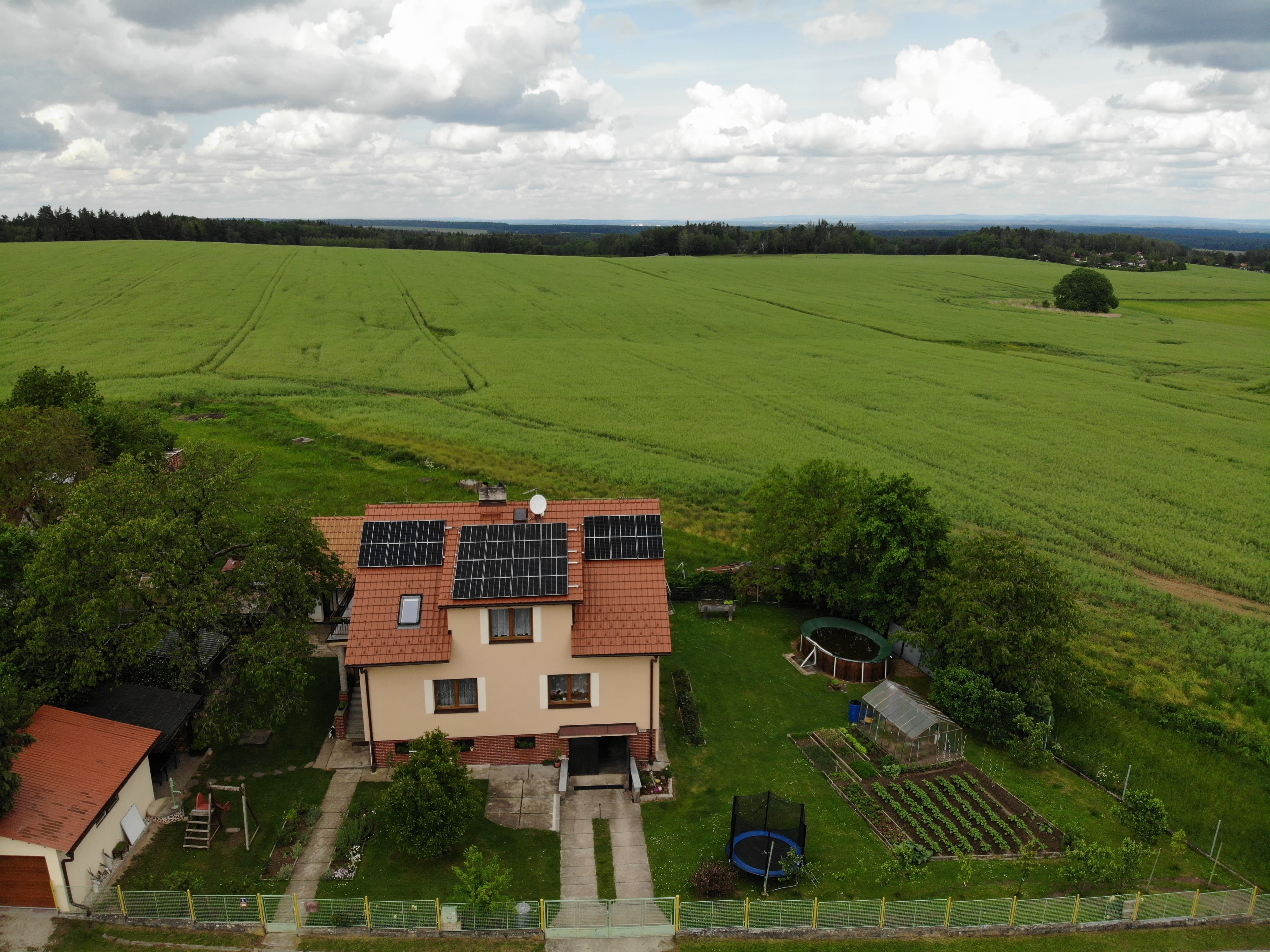 Fotovoltaická elektrárna s akumulací Český Krumlov